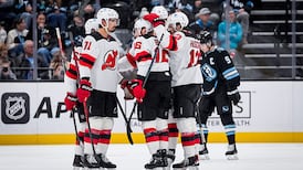 NHL: Devils 2, Mammoth 1
