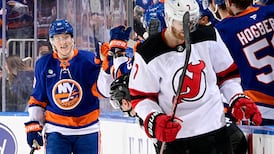 NHL: Devils 1, Islanders 2