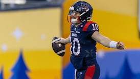 Alouettes extend QB Alexander through 2028