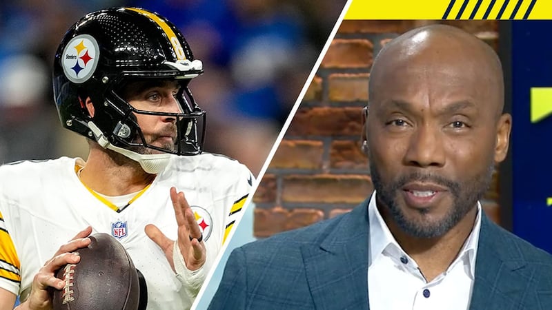 Should the Steelers rest Aaron Rodgers if they clinch a playoff spot?